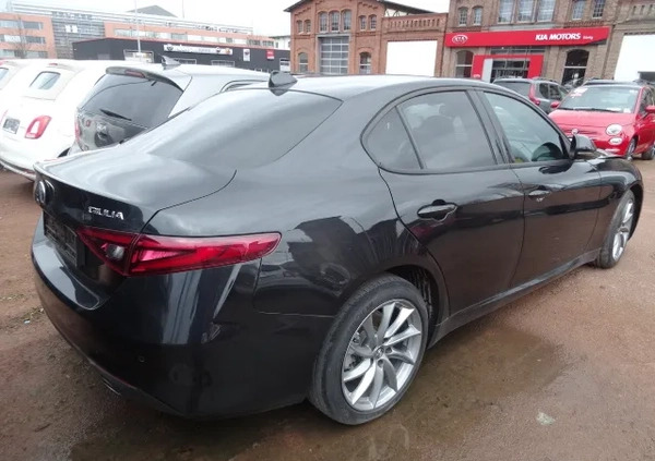 Alfa Romeo Giulia cena 59900 przebieg: 10, rok produkcji 2023 z Wrocław małe 497